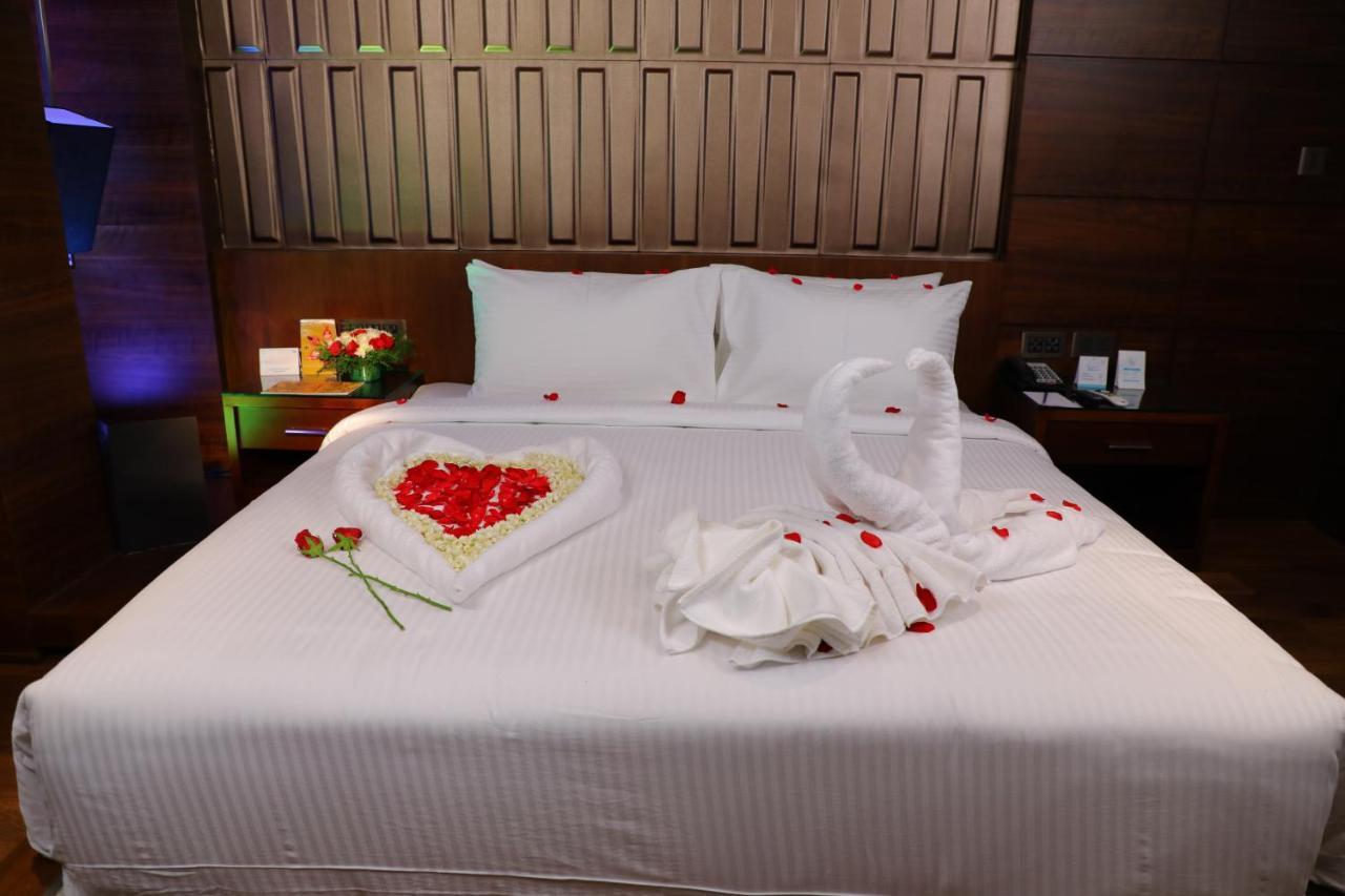 Coral Isle Hotel Kochi Eksteriør billede