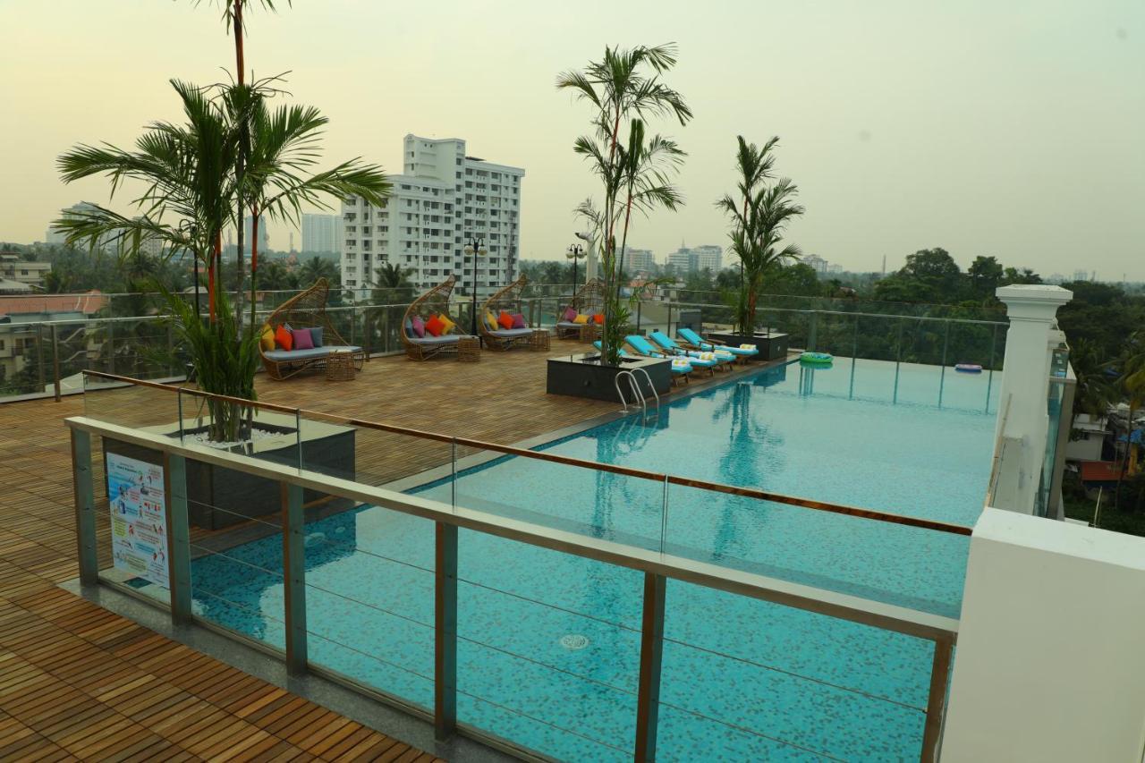 Coral Isle Hotel Kochi Eksteriør billede
